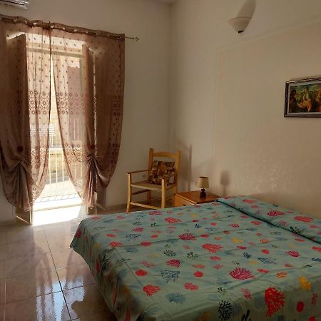 A Pozzallo Vicino Al Mare Villa Luaran gambar