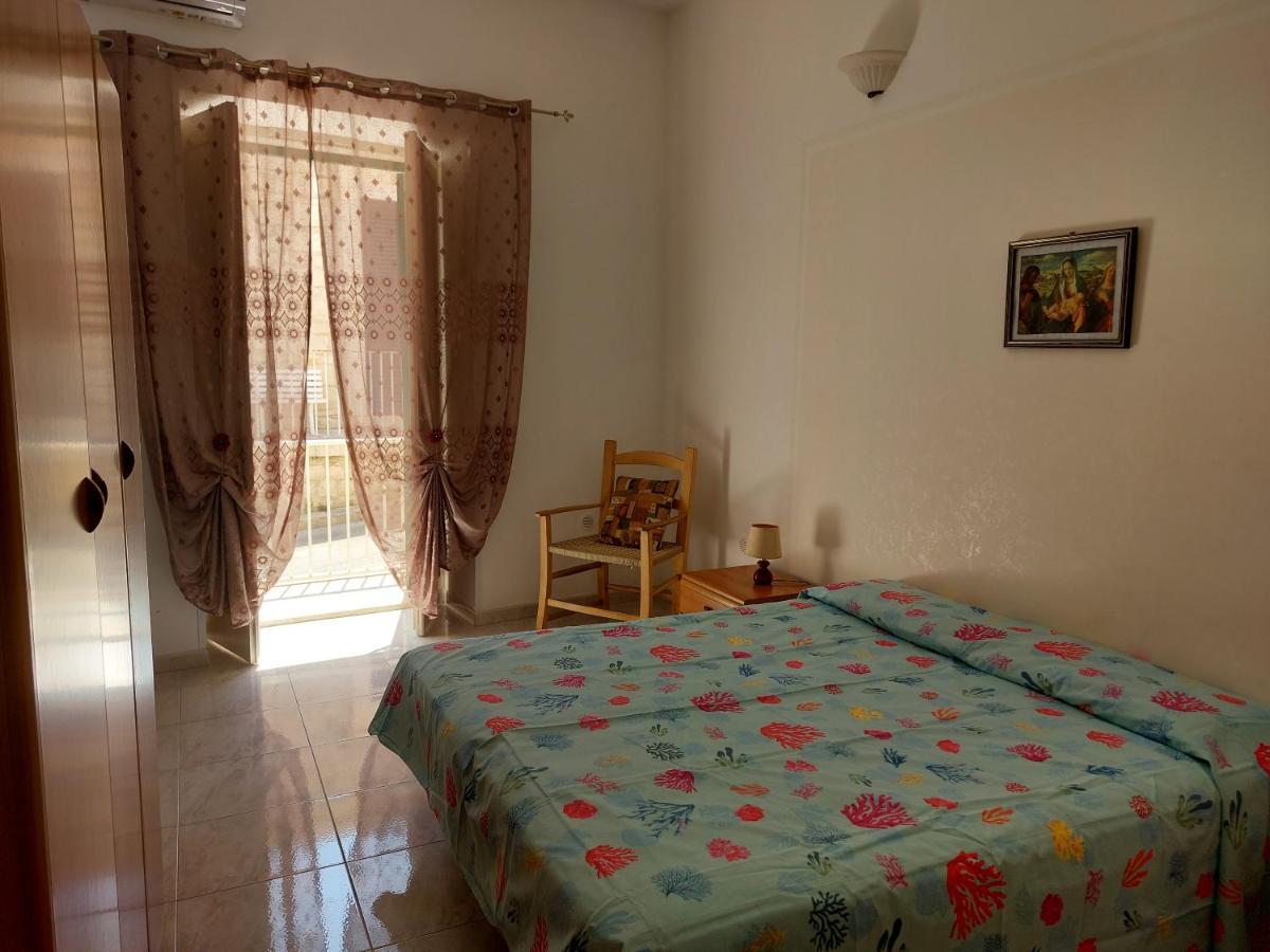 A Pozzallo Vicino Al Mare Villa Luaran gambar